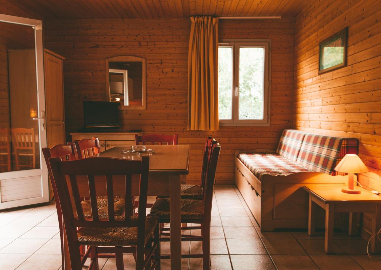 Terres De France - Natura Resort Pescalis Moncoutant Ngoại thất bức ảnh